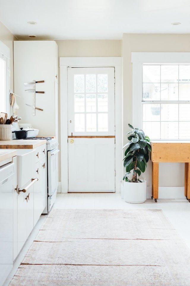 The Right Rug Size for Your Kitchen