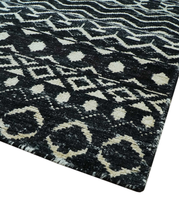 5.6x8.6 Black and Ivory Hand Knotted Southwestern Tribal Trellis wool Area Rug - The Rug Decor