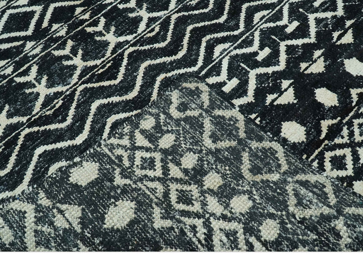 5.6x8.6 Black and Ivory Hand Knotted Southwestern Tribal Trellis wool Area Rug - The Rug Decor