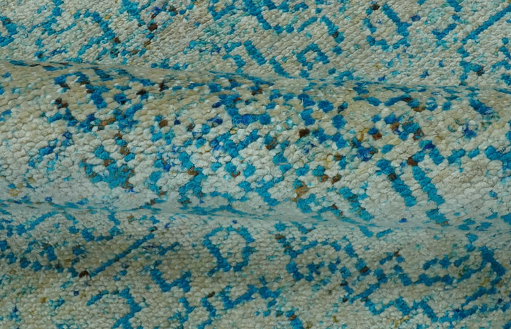 Antique Design 5x8 Blue and Beige Traditional Hand knotted wool rug