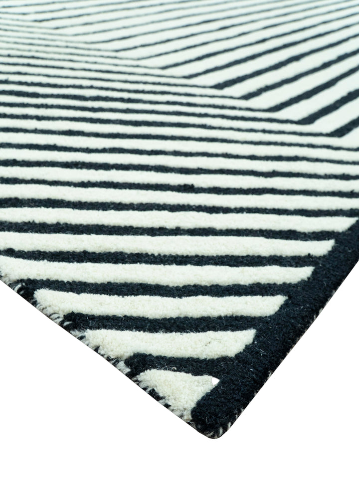 Modern Geometrical Pattern Black And White Hand Tufted Custom Made wool rug
