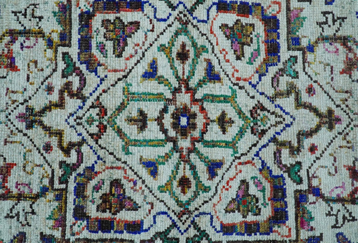 Colorful Traditional Serapi Design Ivory And Beige Hand Knotted 8x10 Wool Area Rug - The Rug Decor