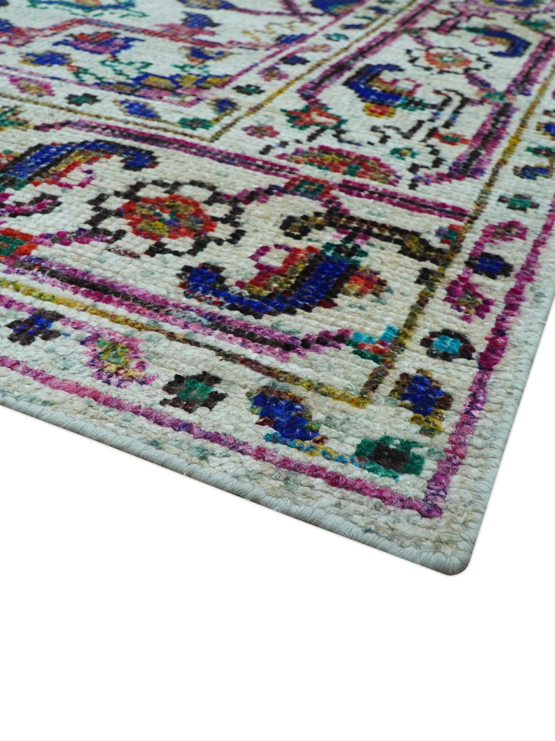 Colorful Traditional Serapi Design Ivory And Beige Hand Knotted 8x10 Wool Area Rug - The Rug Decor