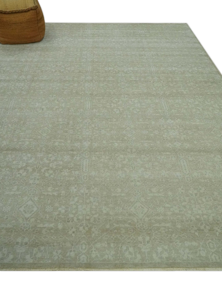 Fine Antique Design Ivory and light Olive Traditional Hand Knotted 8x10 wool area Rug - The Rug Decor