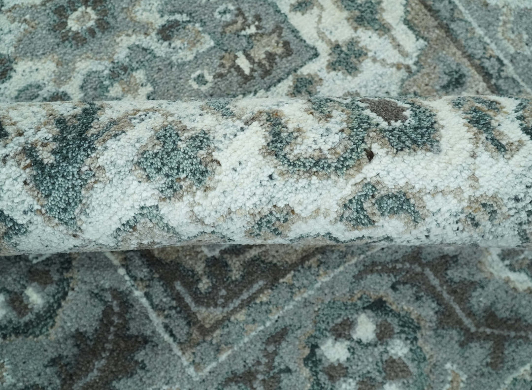 Gray and Ivory Traditional Heriz Hand Knotted 5x8 wool area rug - The Rug Decor