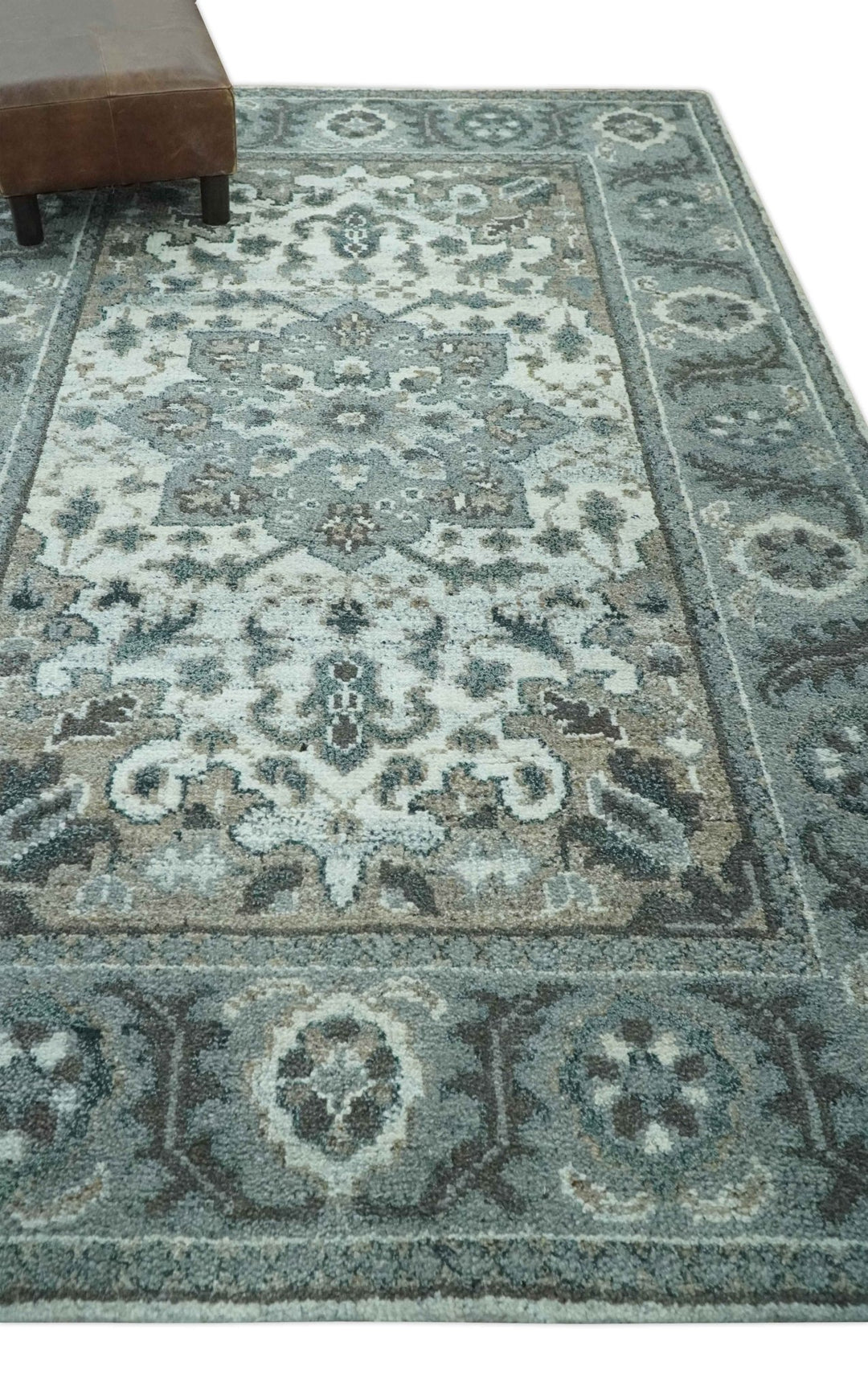 Gray and Ivory Traditional Heriz Hand Knotted 5x8 wool area rug - The Rug Decor