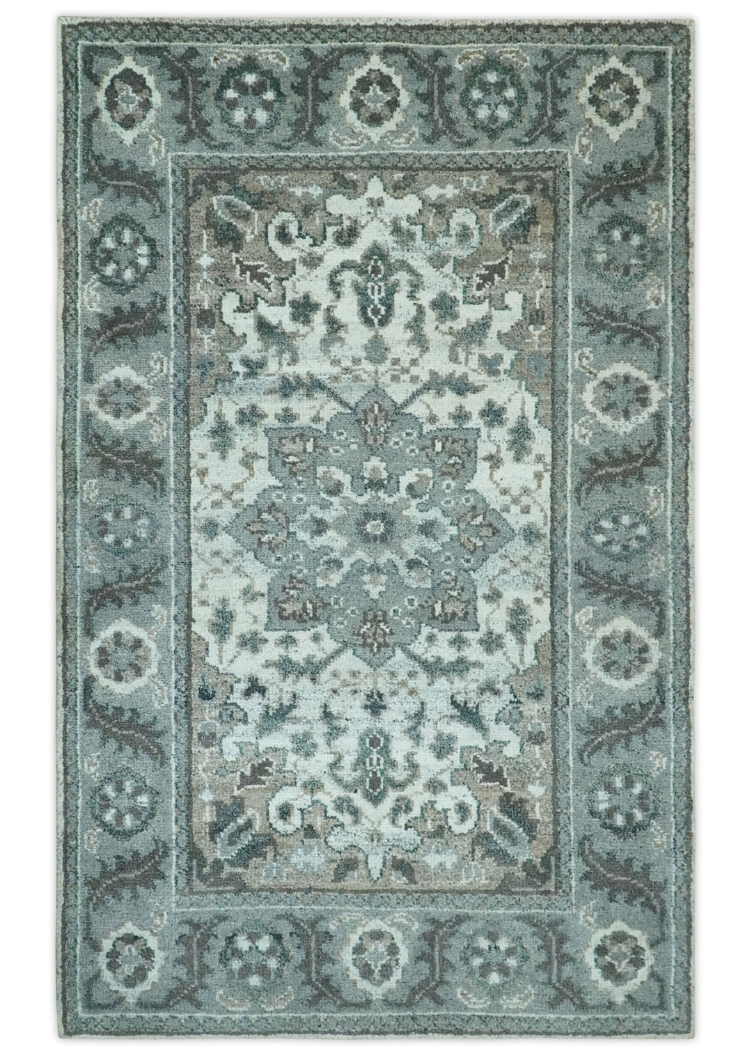 Gray and Ivory Traditional Heriz Hand Knotted 5x8 wool area rug - The Rug Decor
