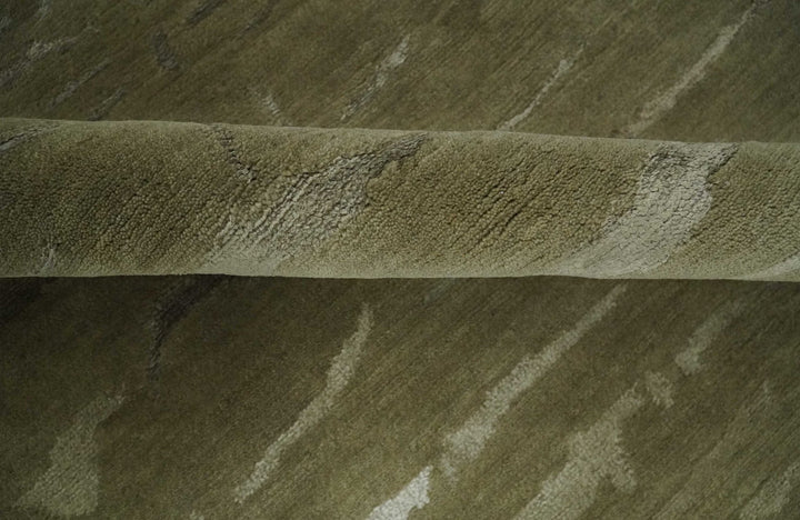 Green and Silver Modern Abstract Hand loom 5x7 wool and Art Silk Area Rug - The Rug Decor