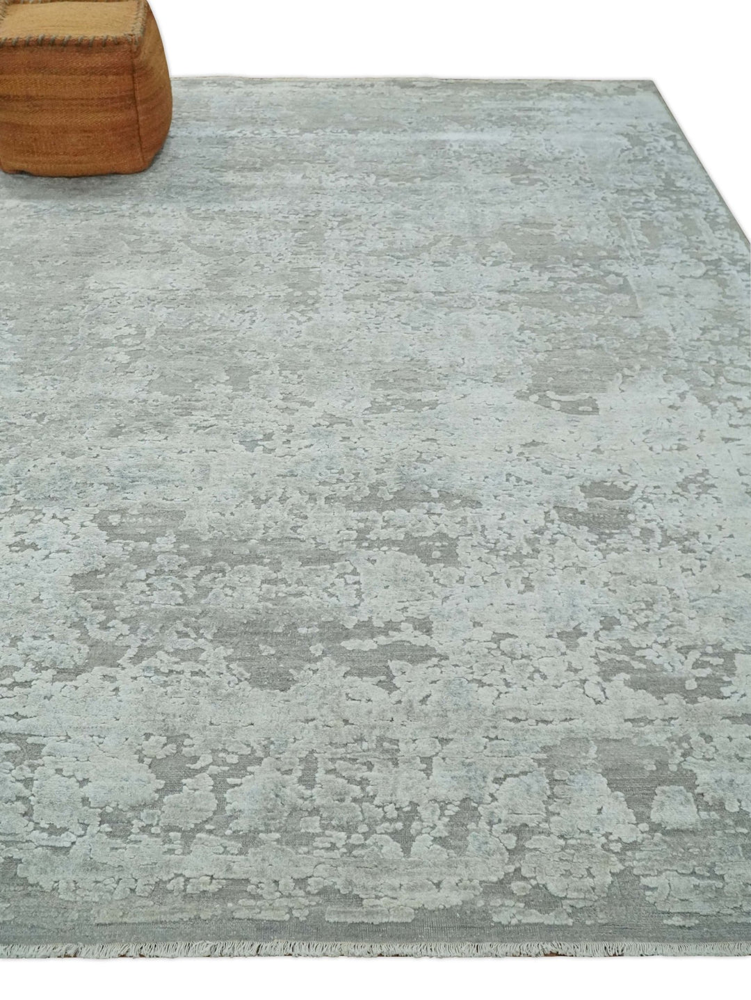 Hand Carved Texture Modern abstract Silver and Gray Hand Knotted 8x10 wool and Art Silk Area Rug - The Rug Decor