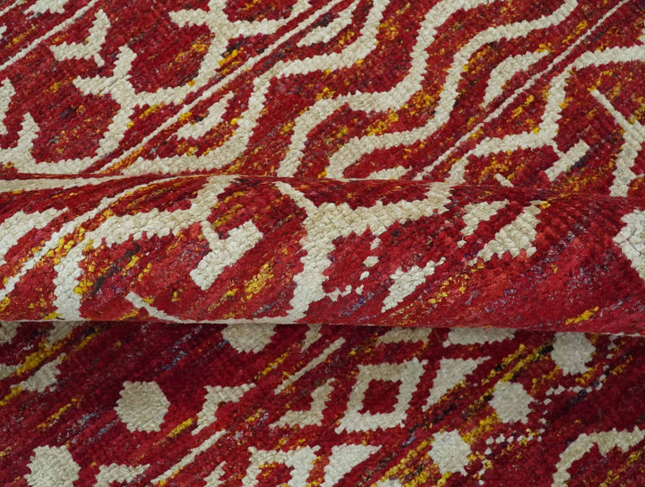 Maroon and Ivory 5.6x8.6 Hand Knotted Southwestern Tribal Trellis Recycled Silk Rug - The Rug Decor