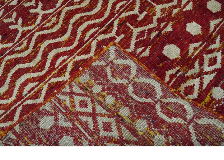 Maroon and Ivory 5.6x8.6 Hand Knotted Southwestern Tribal Trellis Recycled Silk Rug - The Rug Decor