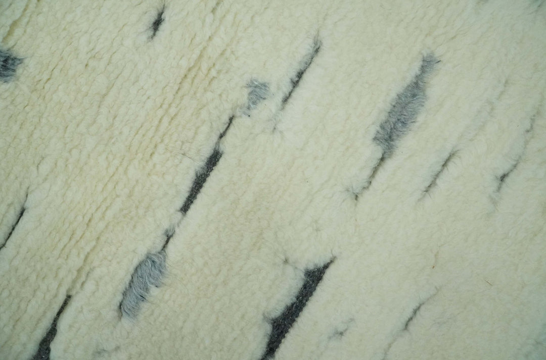 Modern Abstract Beige and Gray Hand Knotted Moroccan Style Plush Pile 5x8 wool Rug - The Rug Decor