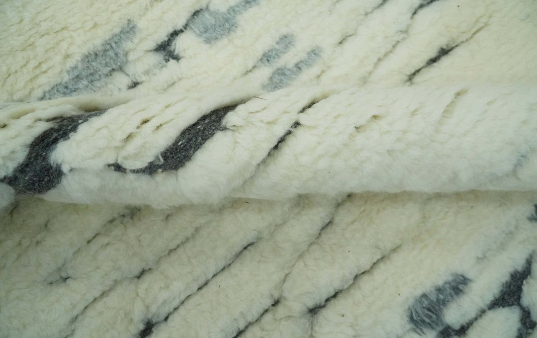 Modern Abstract Beige and Gray Hand Knotted Moroccan Style Plush Pile 5x8 wool Rug - The Rug Decor
