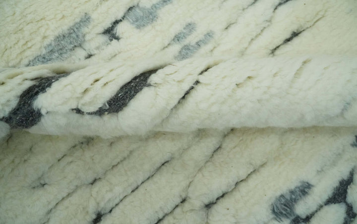 Modern Abstract Beige and Gray Hand Knotted Moroccan Style Plush Pile 5x8 wool Rug - The Rug Decor