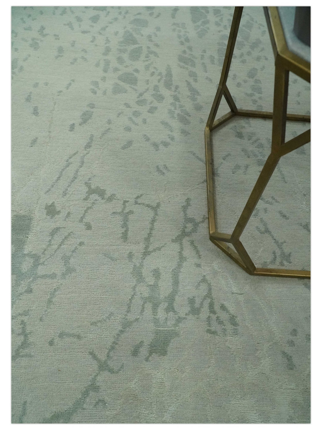 Modern Abstract Gray, Green and Silver Hand loom 4.6x6.6 wool and Art Silk Area Rug - The Rug Decor