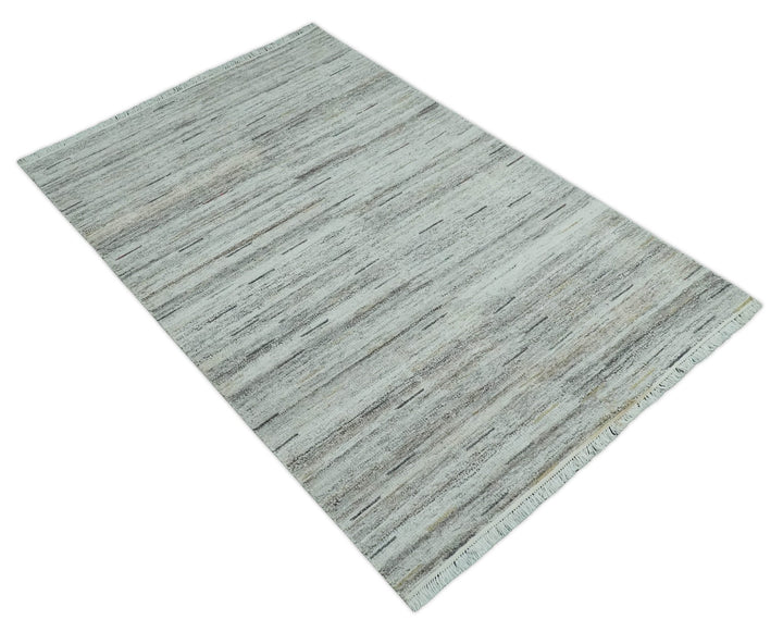Modern Abstract Silver, Gray and Charcoal Dari 5x8 Pet yarn Area Rug - The Rug Decor