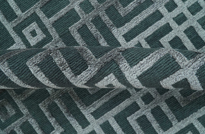 Modern Geometric Design Dark Teal And Silver 8x10 Hand Knotted Wool And Art Silk Rug - The Rug Decor