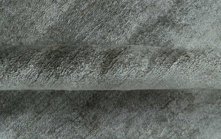 Modern Gray Solid Design 6x8.7 Hand Knotted Wool Area Rug - The Rug Decor