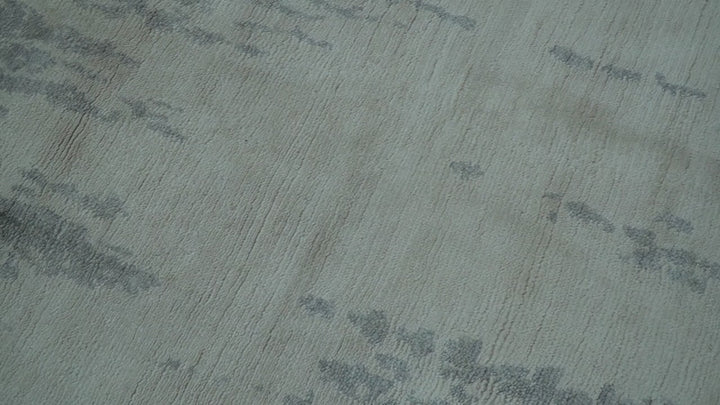 Gray And Silver Modern Abstract Design Hand Knotted Bamboo Silk Area Rug