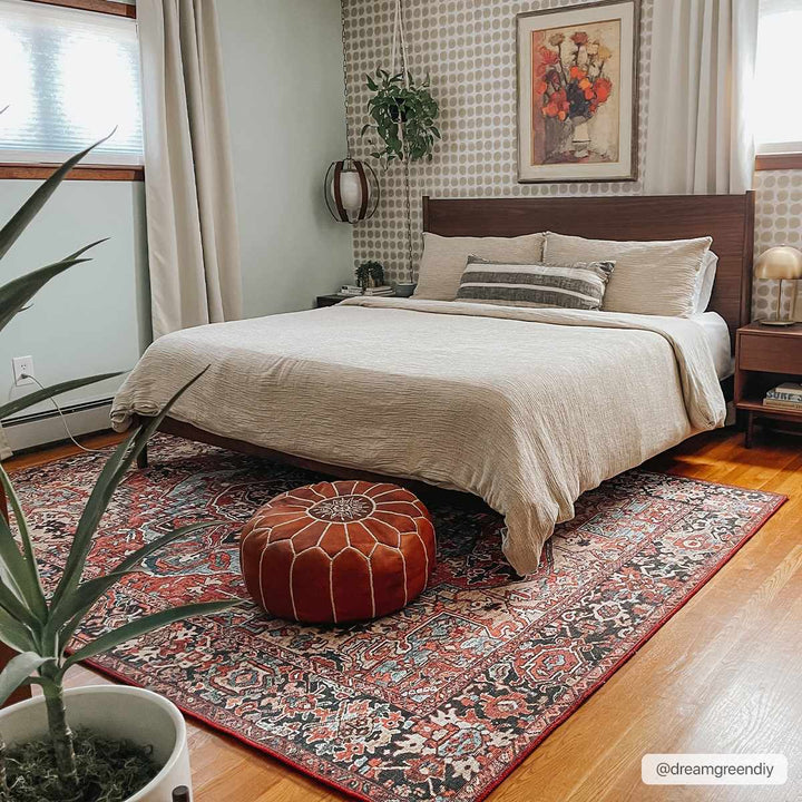 Rich Maroon, Tan and Blue Traditional Heriz Medallion Vintage Style Multi Size rug - The Rug Decor