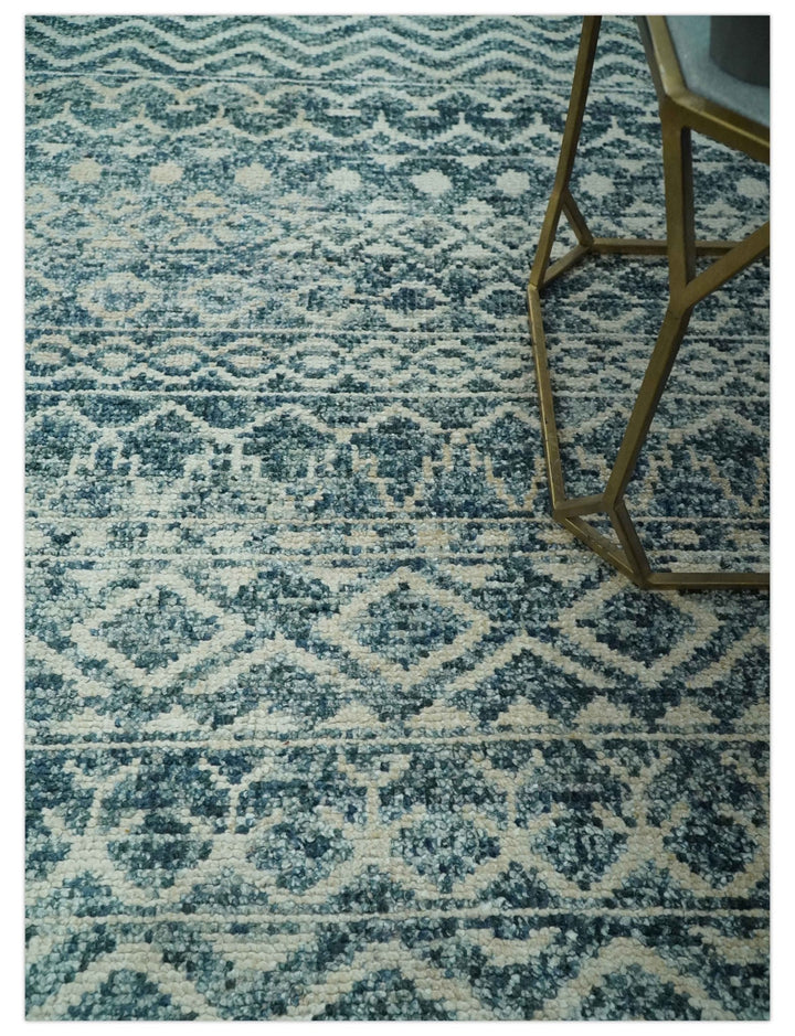 Teal and Ivory 5.6x8.6 Southwestern Tribal Trellis Recycled Art Silk Area Rug - The Rug Decor