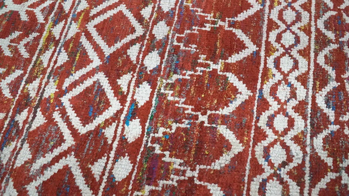 8x10 Hand Knotted Maroon and White Modern Contemporary Southwestern Tribal Trellis Recycled Silk Area Rug | OP27