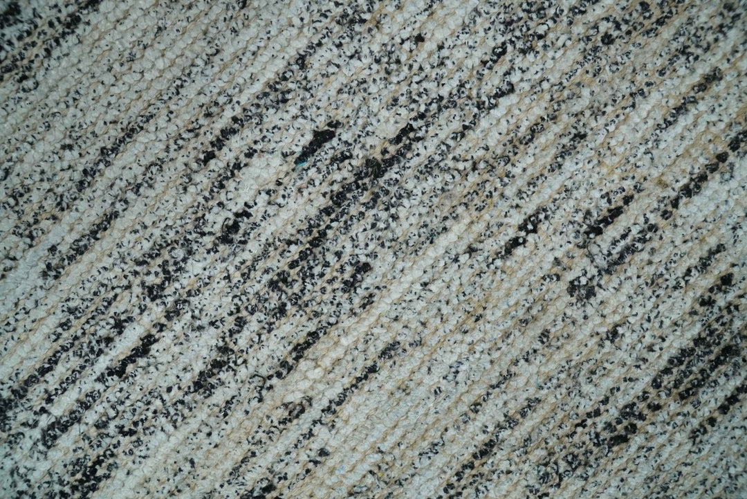 2x3 Modern Abstract Charcoal and Silver Rug made with Art Silk | N4923 - The Rug Decor