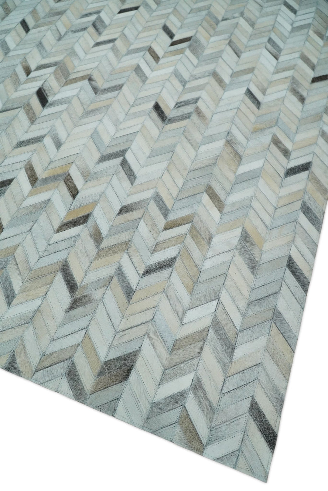 5x8 and 8x10 Genuine Leather Chevron Design Handmade Ivory and Silver Area Rug | LR4 - The Rug Decor
