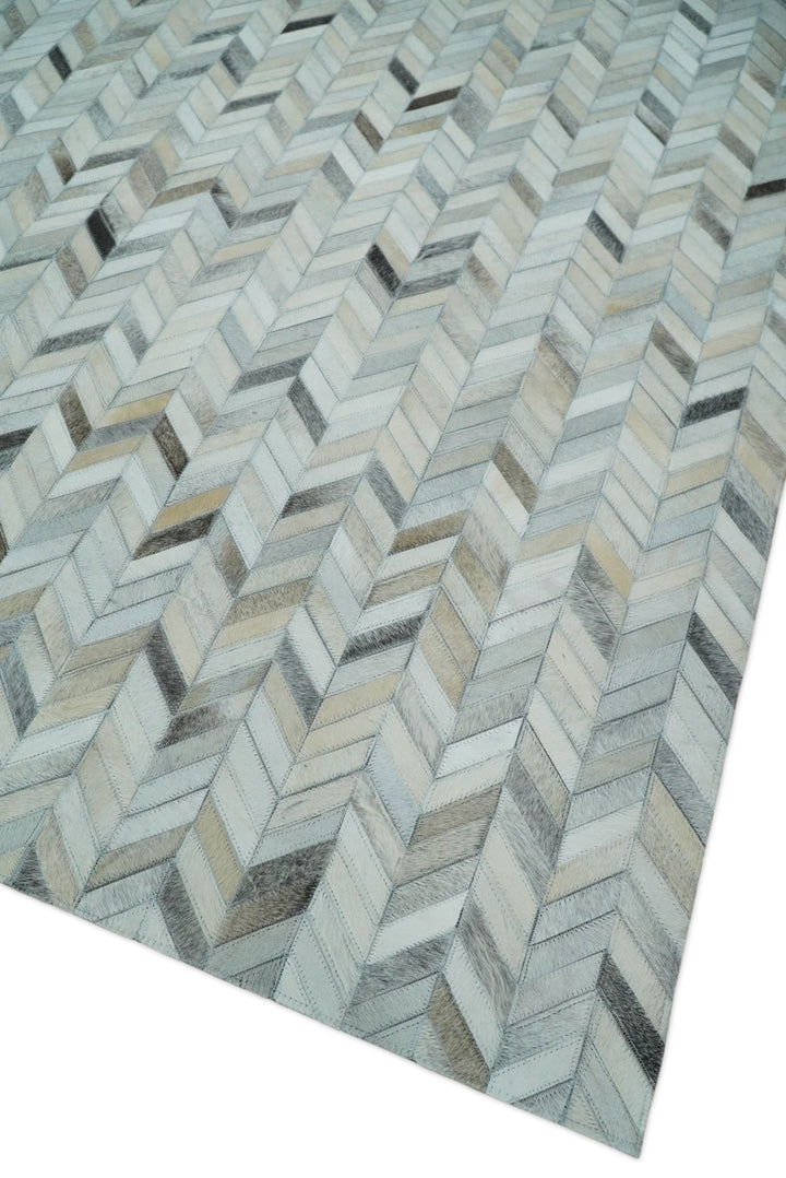 5x8 and 8x10 Genuine Leather Chevron Design Handmade Ivory and Silver Area Rug | LR4 - The Rug Decor