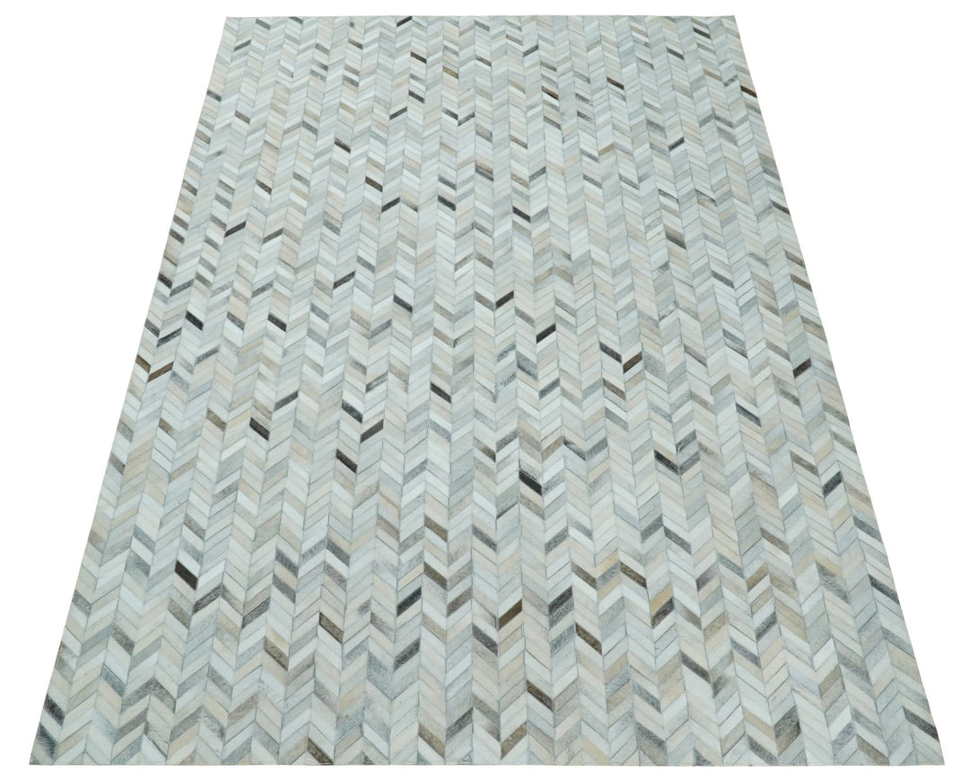 5x8 and 8x10 Genuine Leather Chevron Design Handmade Ivory and Silver Area Rug | LR4 - The Rug Decor