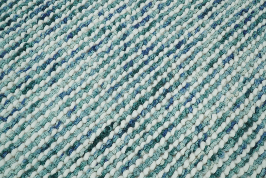 5x8 and 8x10 Hand Made Blue Woolen Chunky and Soft Area Rug | JOY4 - The Rug Decor