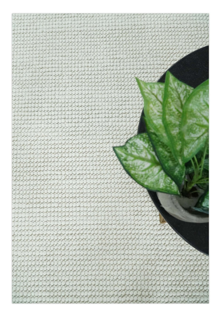 5x8 and 8x10 Solid Ivory Chunky Handwoven Wool Area Rug, Layering Rug | TRD2380 - The Rug Decor