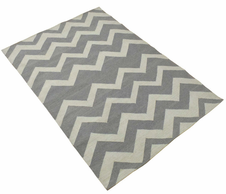 5x8 Dhurrie Rug,Grey and White Chevron Pattern Rug , Living, Dinning and Bedroom Rug | TRDDUR558 - The Rug Decor