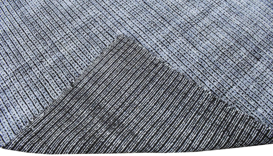 5x8 Silver and Black Handmade Area Rug Made With Fine Viscose - The Rug Decor