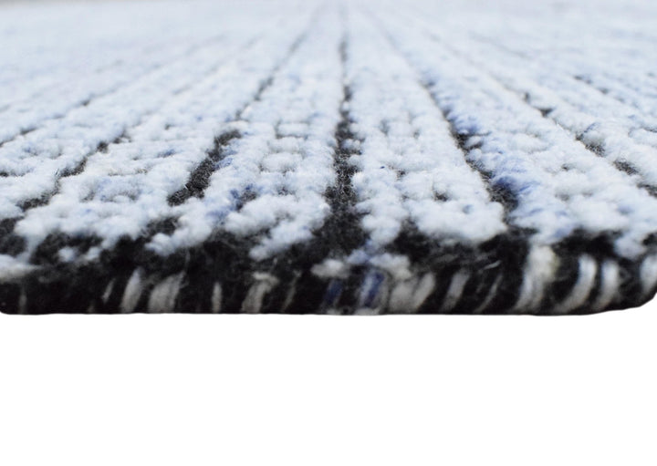 5x8 Silver and Black Handmade Area Rug Made With Fine Viscose - The Rug Decor