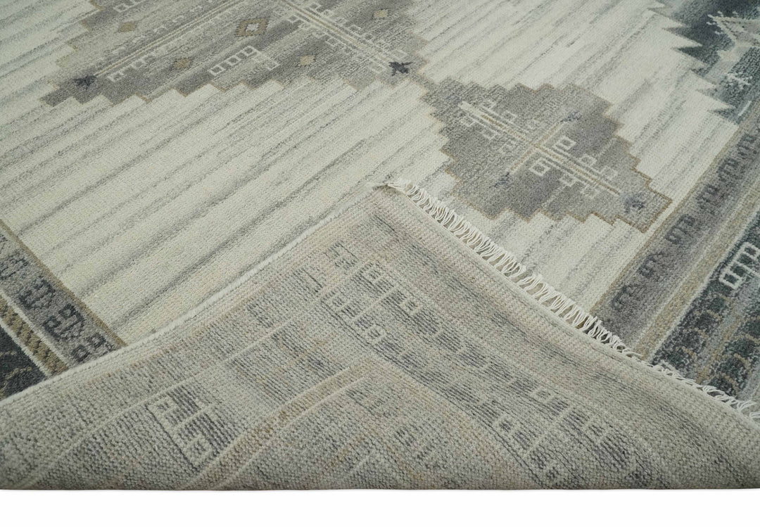 Natural Wool Hand Knotted Ivory and Gray Traditional Multi size wool Area Rug, Kids, Living Room and Bedroom Rug