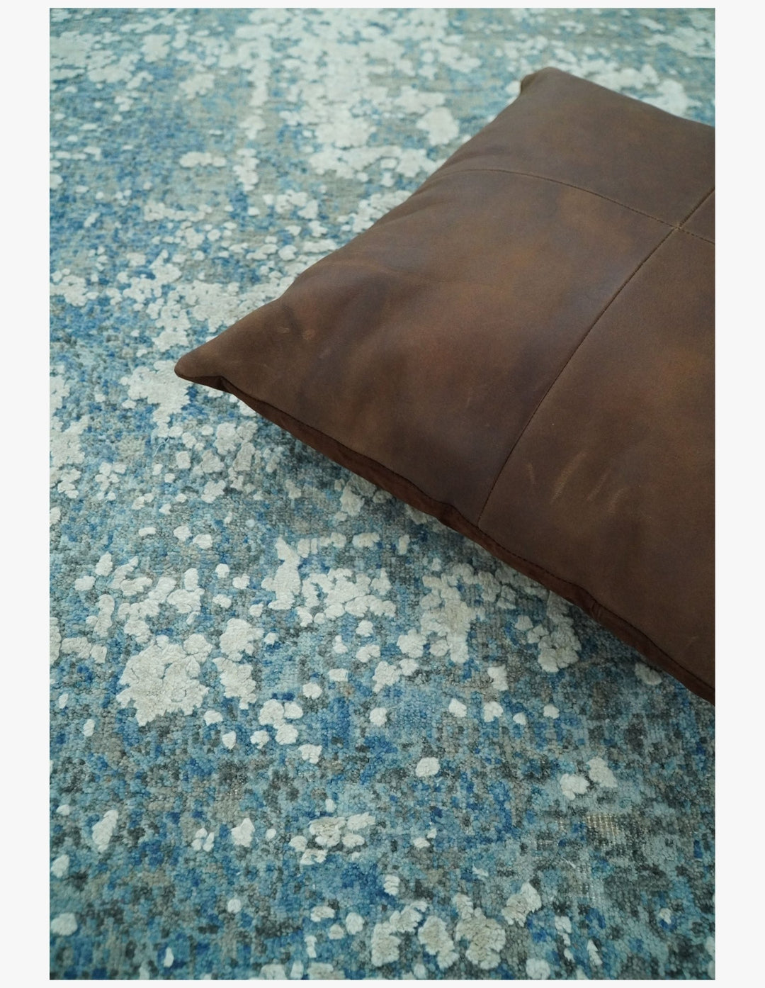 8x10 Blue and Silver Pure Silk and Wool Abstract Area Rug | TRD1657810 - The Rug Decor