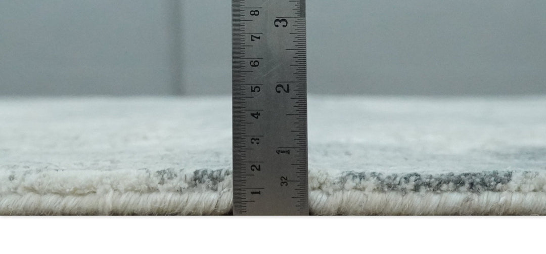 8x10 Ivory, Silver and Charcoal Modern Abstract Hand Loomed Blended wool and Art silk Area Rug - The Rug Decor