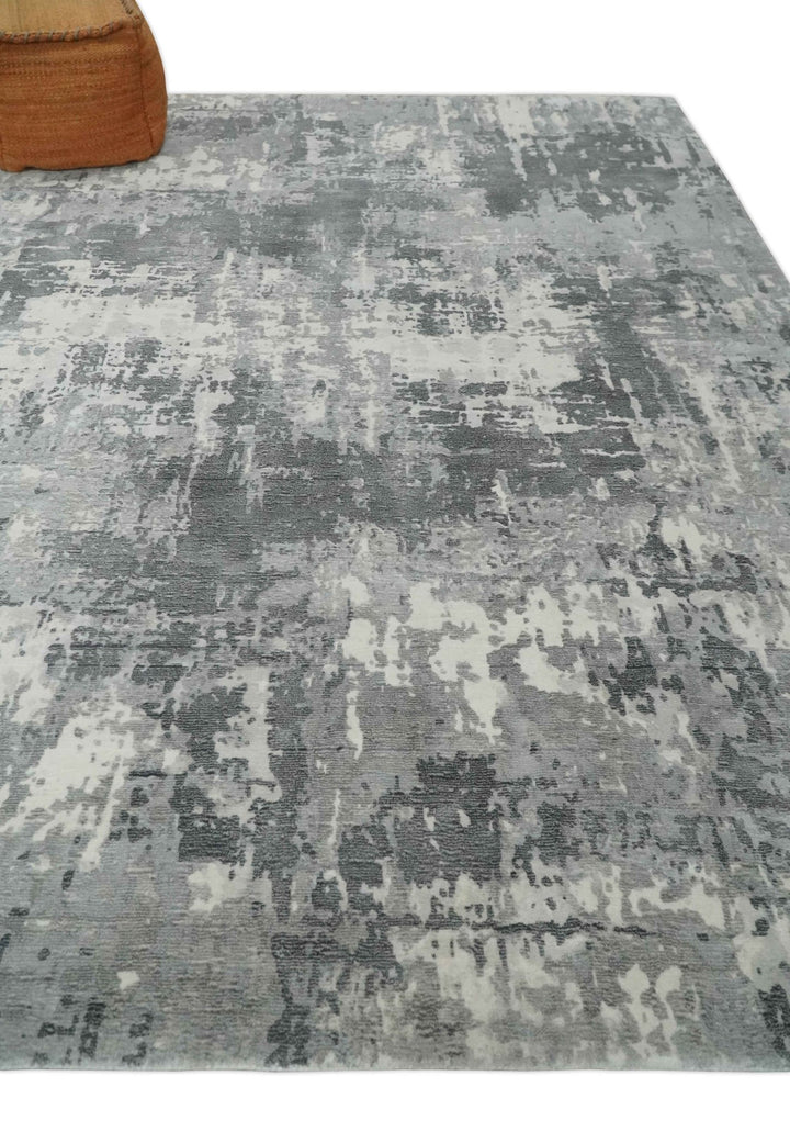 8x10 Ivory, Silver and Charcoal Modern Abstract Hand Loomed Blended wool and Art silk Area Rug - The Rug Decor