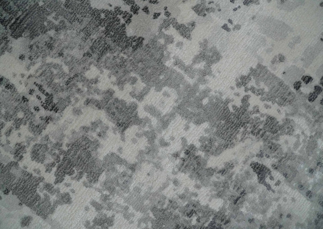 8x10 Ivory, Silver and Charcoal Modern Abstract Hand Loomed Blended wool and Art silk Area Rug - The Rug Decor