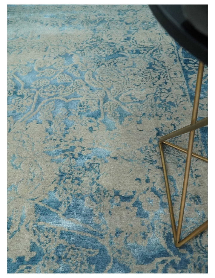 8x10 Premium Hand knotted Blue and Beige Traditional wool and Silk Area Rug - The Rug Decor