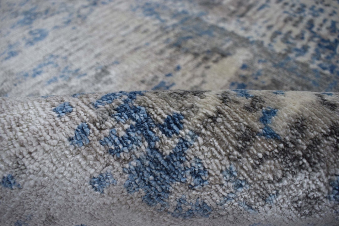 Abstract Handmade Bamboo Silk 8x10 Area Rug | TRD1689810 - The Rug Decor