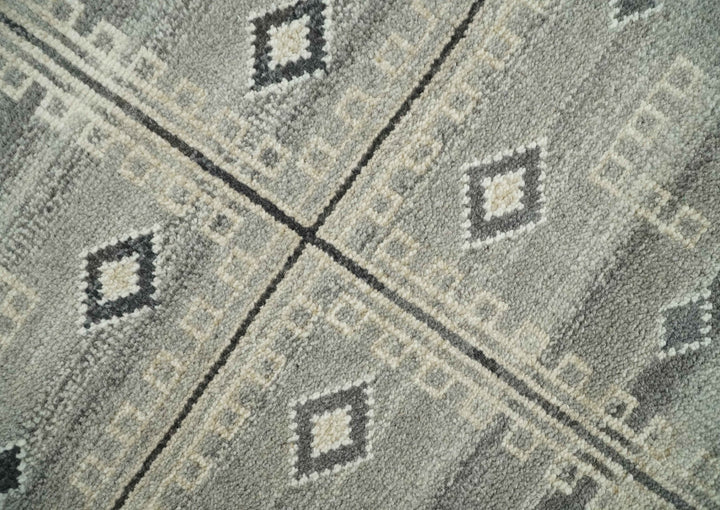 All Natural Wool Hand Knotted Gray , Beige and Ivory Traditional Heriz Serapi Area Rug, Kids, Living Room and Bedroom Rug | MEHK1 - The Rug Decor