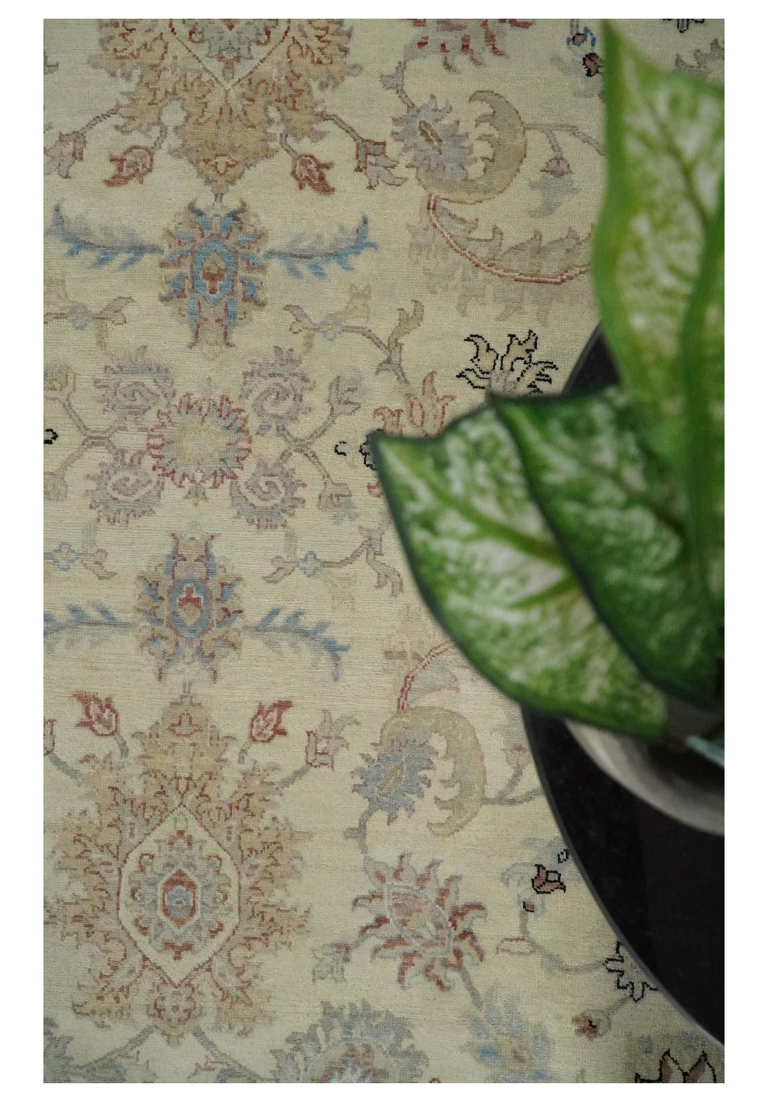 Antique Fine 8x10 Hand Knotted Ivory and Beige Traditional Vintage Persian Wool Rug | TRDCP717912 - The Rug Decor