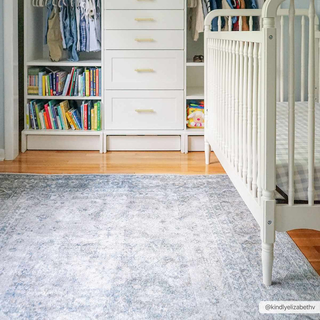 Antique Look Ivory And Blue Medallion Washable Area Rug - The Rug Decor