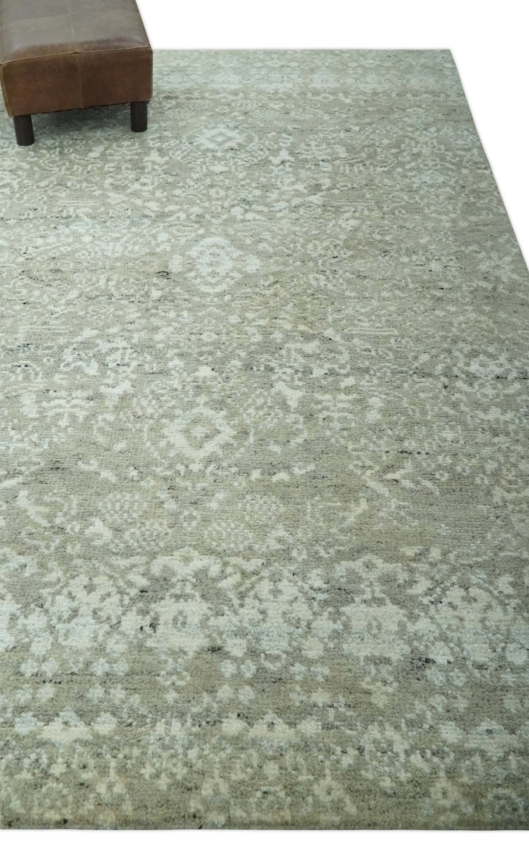 Antique style Ivory and Beige Hand Knotted Traditional Design 5x8 wool Area Rug - The Rug Decor