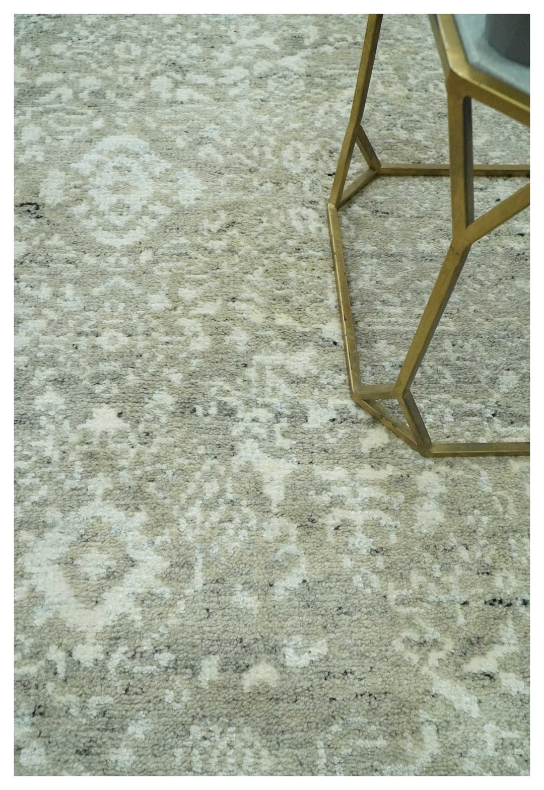 Antique style Ivory and Beige Hand Knotted Traditional Design 5x8 wool Area Rug - The Rug Decor