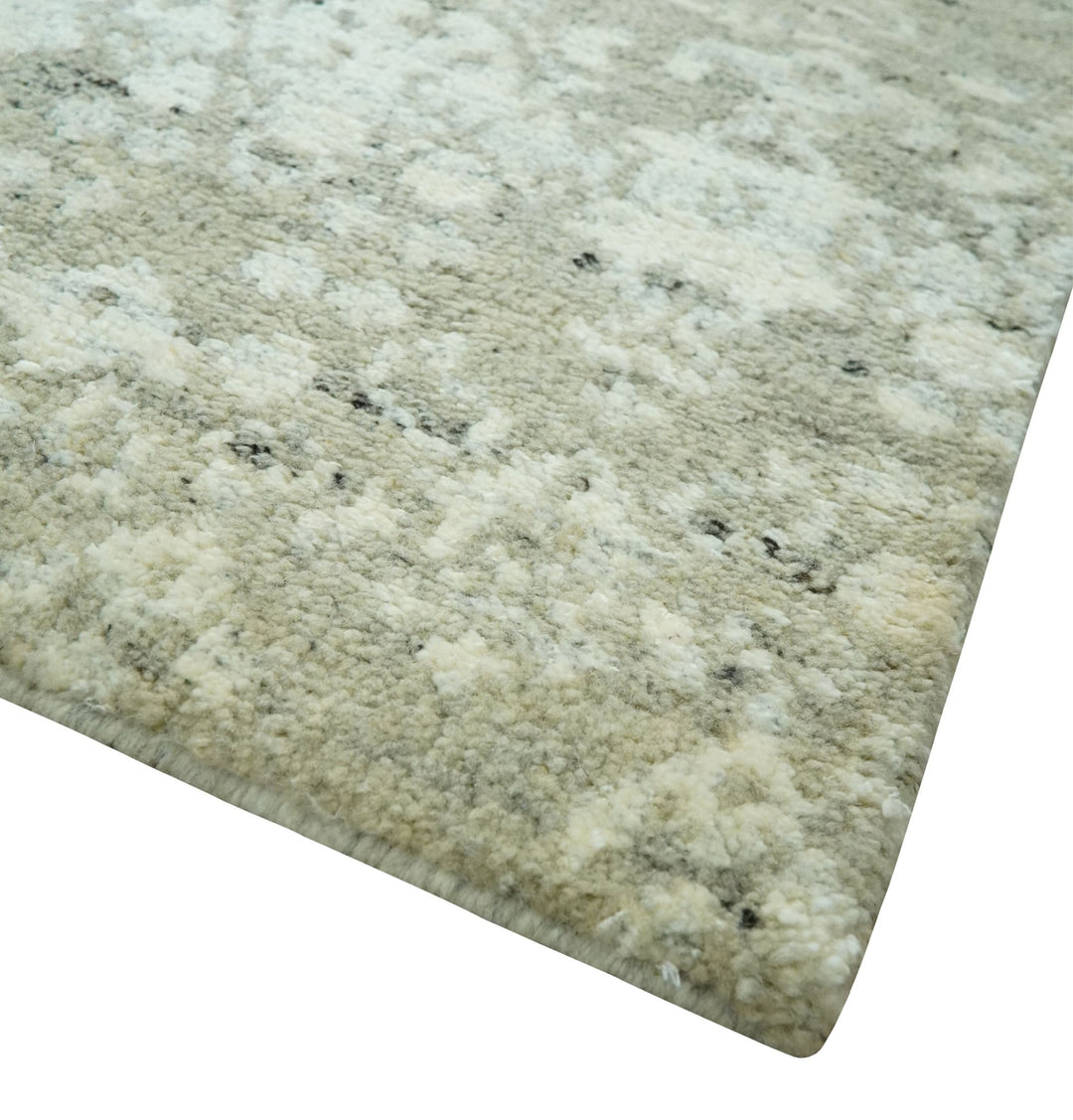 Antique style Ivory and Beige Hand Knotted Traditional Design 5x8 wool Area Rug - The Rug Decor