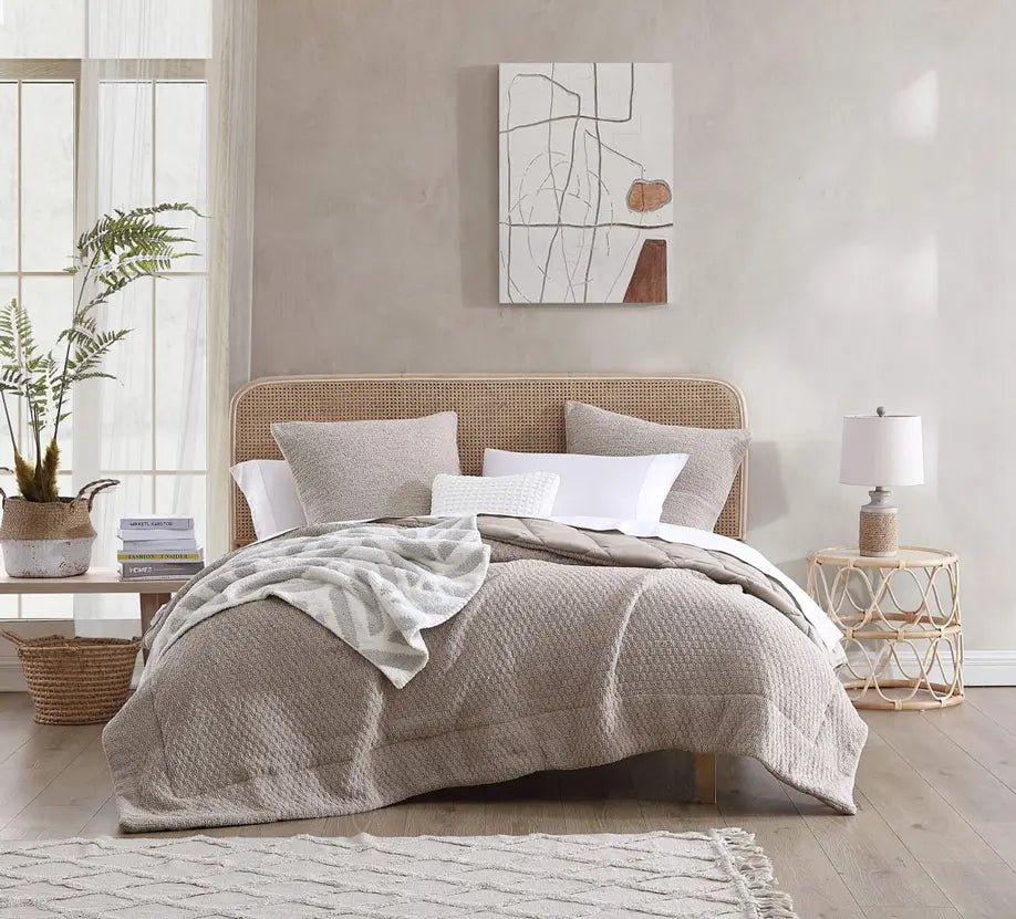 Black-Off White, Cloud Gray-Off White and Taupe-Off White Chevron Tulum Throw - The Rug Decor