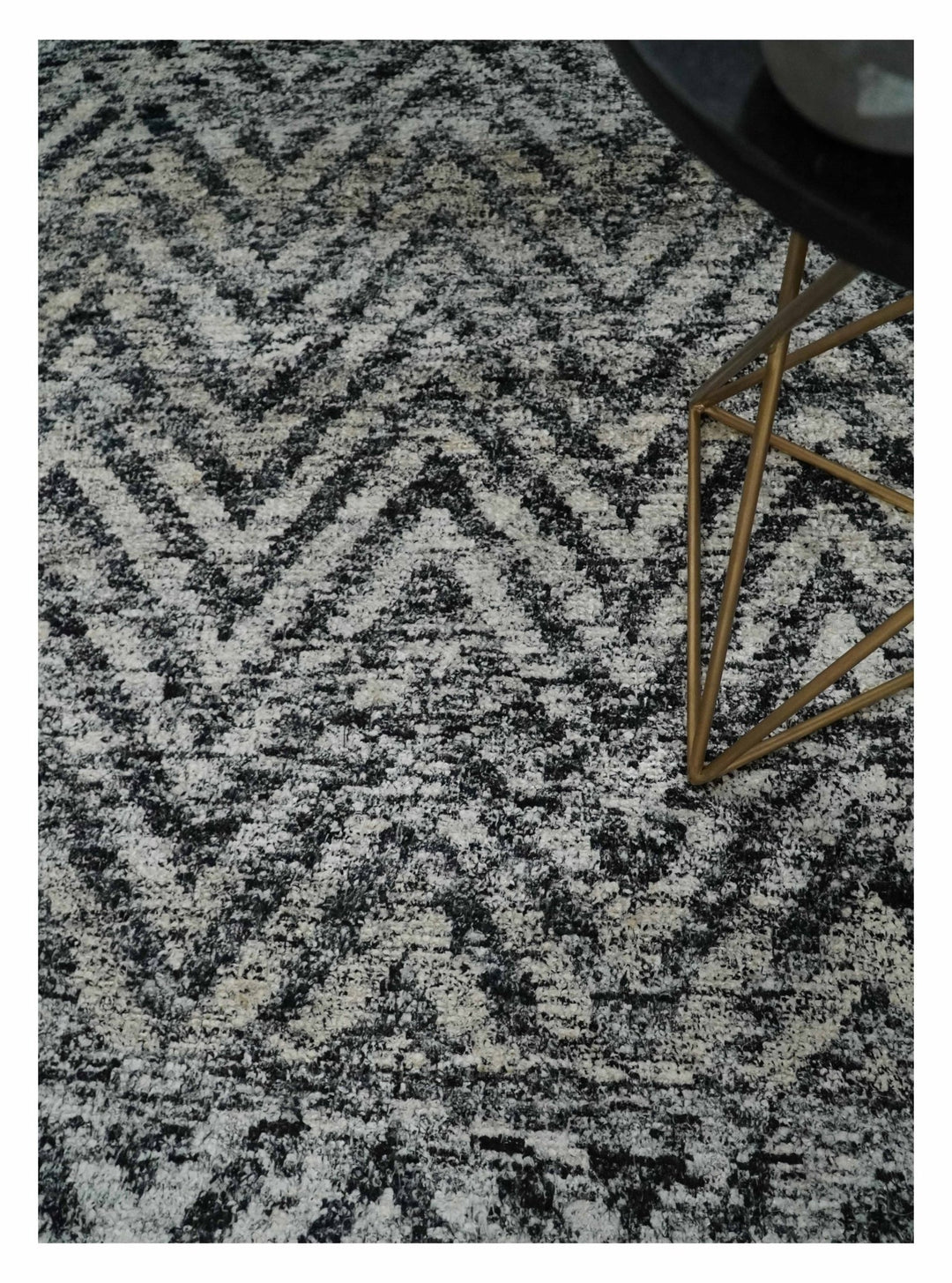 Chevron Silver and Black Shaded Scandinavian 5x8 Bamboo Silk Flatwoven Area Rug | HL36 - The Rug Decor